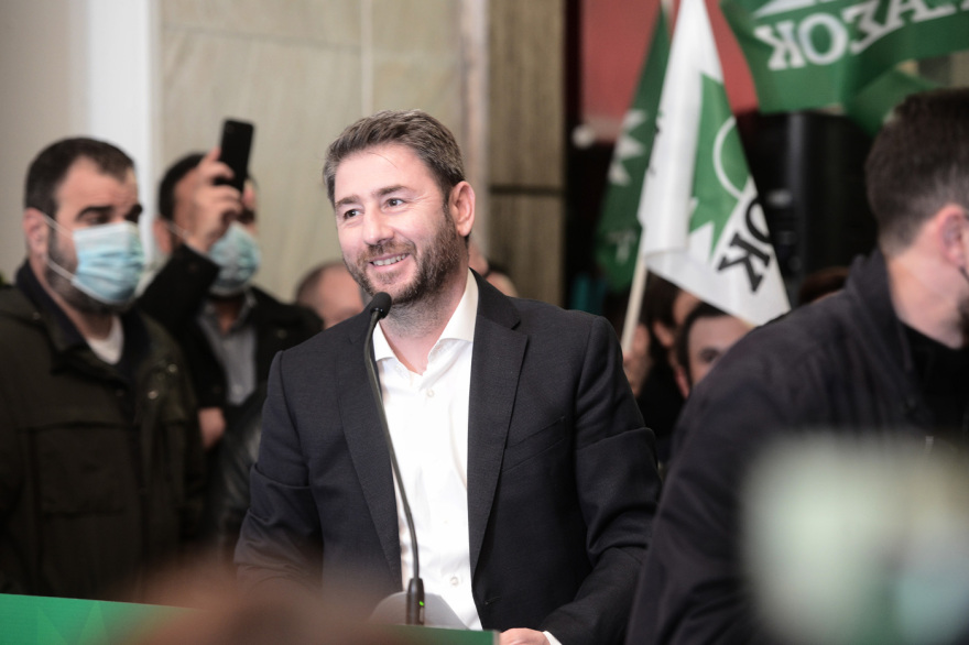 Οι επινίκειες δηλώσεις Ανδρουλάκη: Το ΠΑΣΟΚ επέστρεψε, ανοίγει μία νέα σελίδα, χωρίς νικητές και ηττημένους