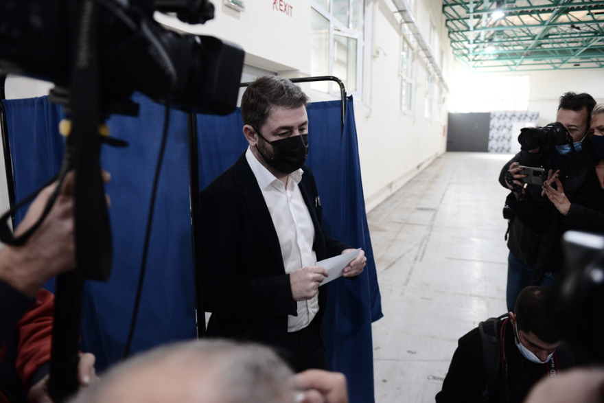 Ανδρουλάκης: Ζητώ καθαρή εντολή για να ξανακάνουμε ισχυρή και περήφανη τη δημοκρατική παράταξη