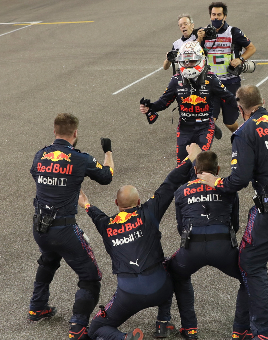 Formula 1: Παγκόσμιος πρωταθλητής ο Μαξ Φερστάπεν, έσπασε την αυτοκρατορία του Χάμιλτον