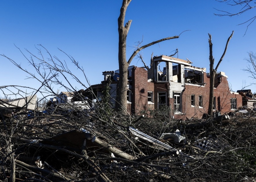 «Κρανίου τόπος» το Κεντάκι  - Δεκάδες νεκροί, πάνω από 100 αγνοούμενοι - Δείτε φωτογραφίες