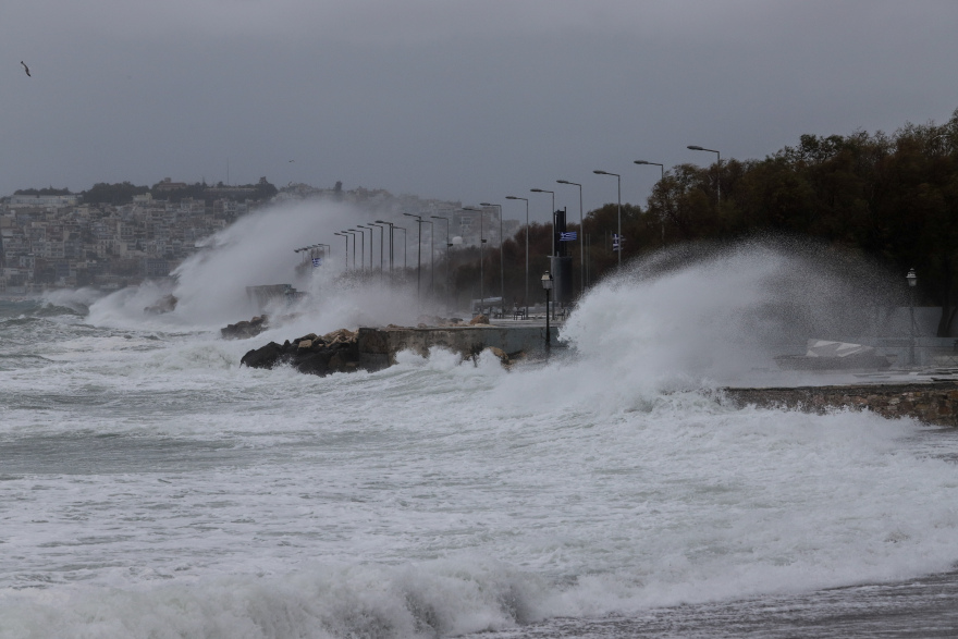 Καιρός: «Κύμα» κακοκαιρίας και σήμερα με καταιγίδες και χαλάζι - Πού θα είναι ισχυρά τα φαινόμενα