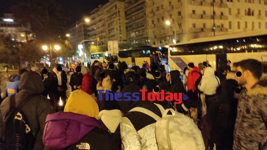 Τα... ξέφρενα πάρτι Ελλήνων στο Μπάνσκο - Δείτε βίντεο