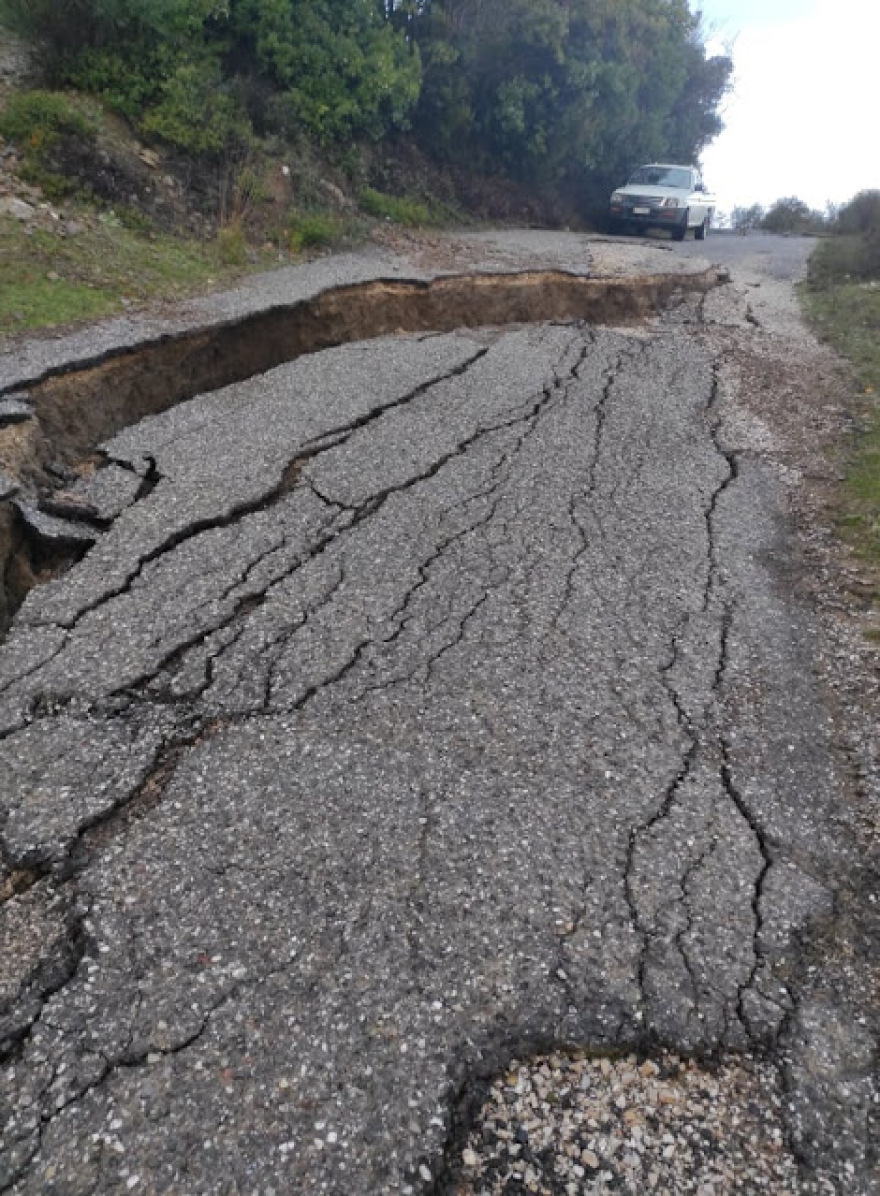 «Έπεσαν» τα πρώτα χιόνια στην Εύβοια – Χιονοπτώσεις αναμένονται σήμερα και στην Αττική