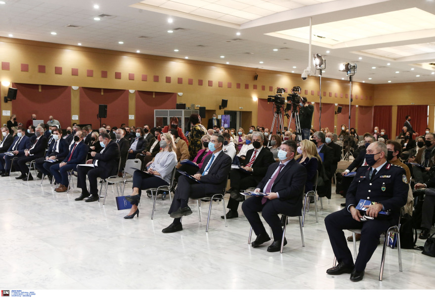 Εντυπωσιακή συμμετοχή στην εκδήλωση του υφυπουργείου Αθλητισμού για τη χειραγώγηση των αθλητικών αγώνων