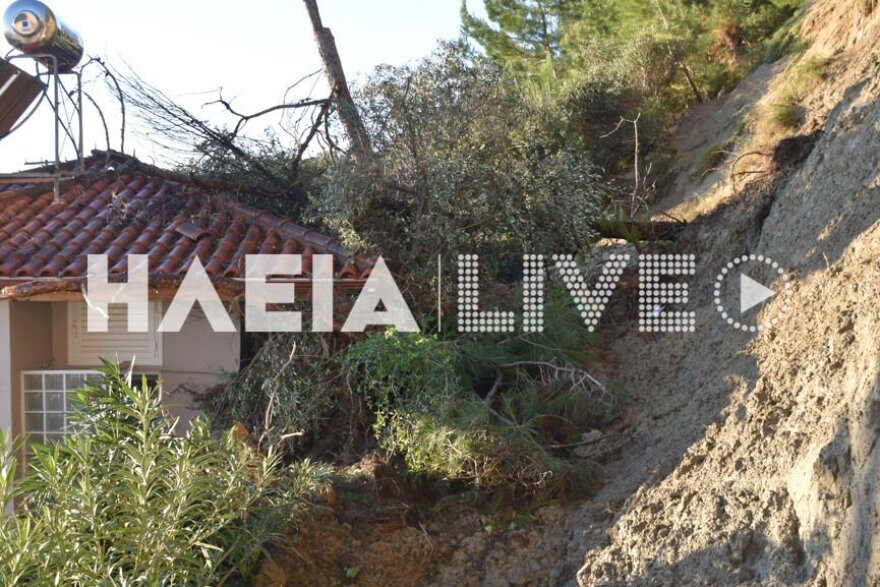 Ηλεία: Κατολίσθηση στο Κατάκολο - Δέντρο προσγειώθηκε πάνω σε σπίτι
