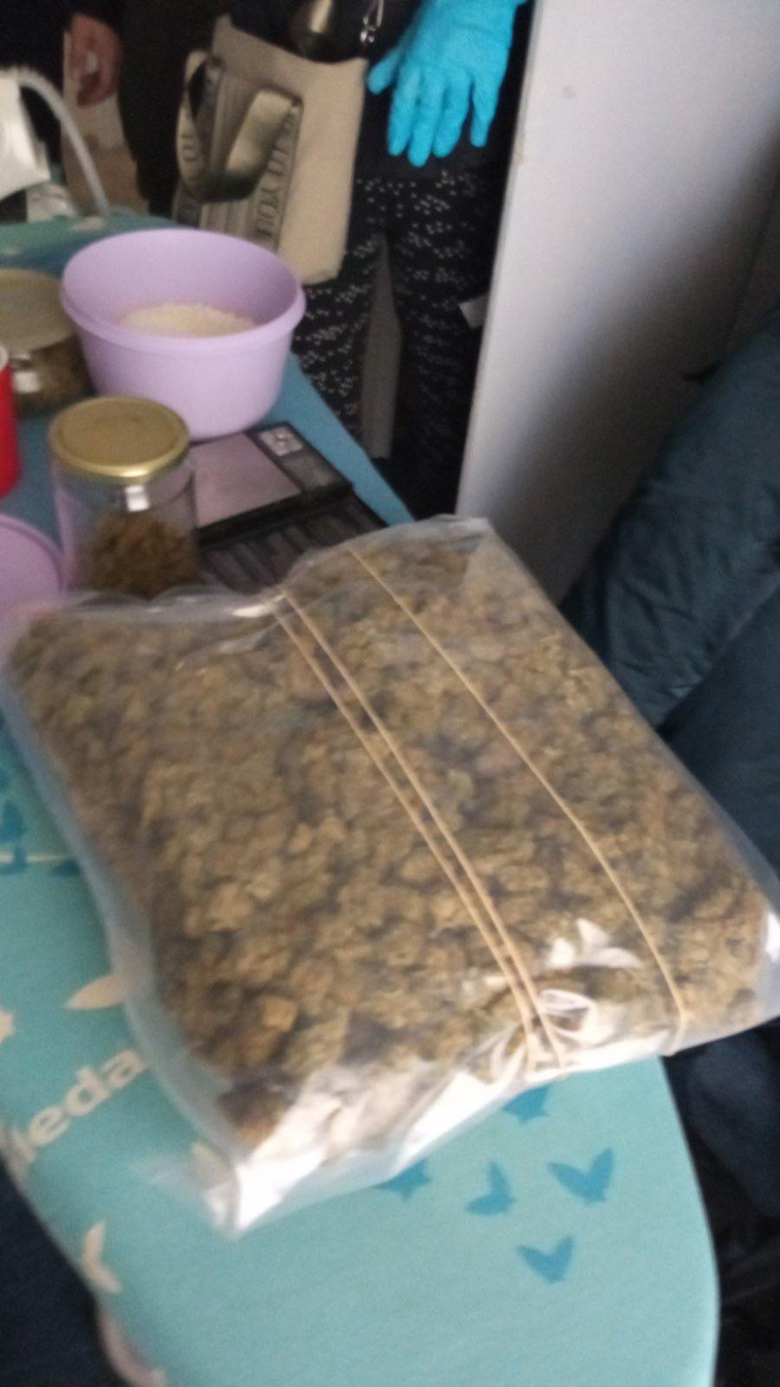 Καρτέλ ναρκωτικών με... 67χρονη γυναίκα αρχηγό - Συλλήψεις στο Ελ. Βενιζέλος