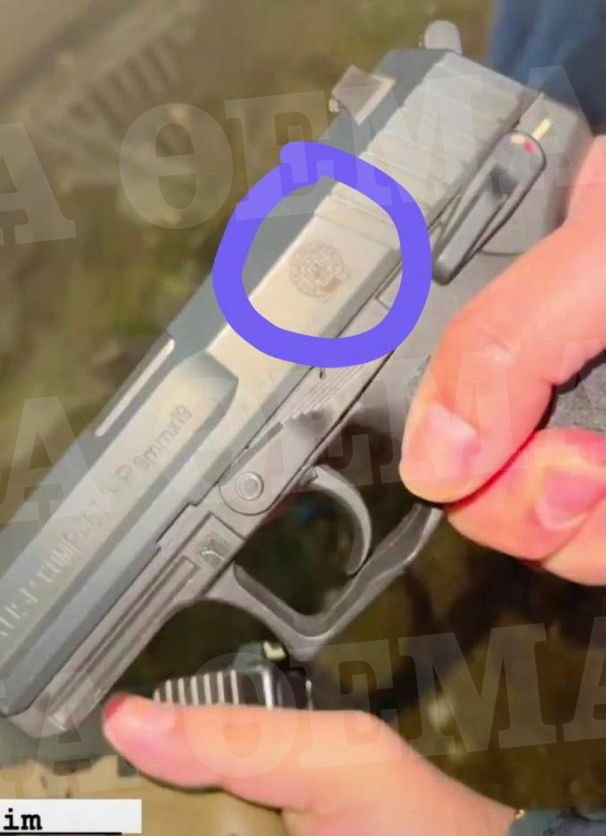 Βίντεο: Ρομά κάνουν επίδειξη δύναμης σηκώνοντας όπλα και πυροβολώντας στον αέρα