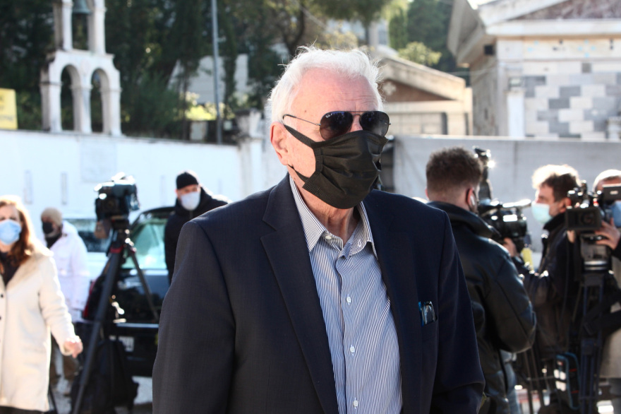 Γιώργος Τράγκας: Το τελευταίο αντίο από την οικογένεια, τους συναδέλφους, τους φίλους του