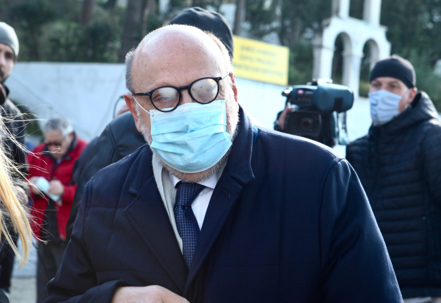 Γιώργος Τράγκας: Το τελευταίο αντίο από την οικογένεια, τους συναδέλφους, τους φίλους του