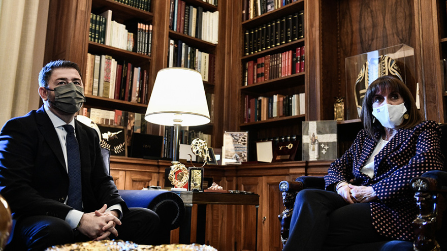 Συνάντηση Ανδρουλάκη - Σακελλαροπούλου με φόντο την πανδημία και την οικονομία