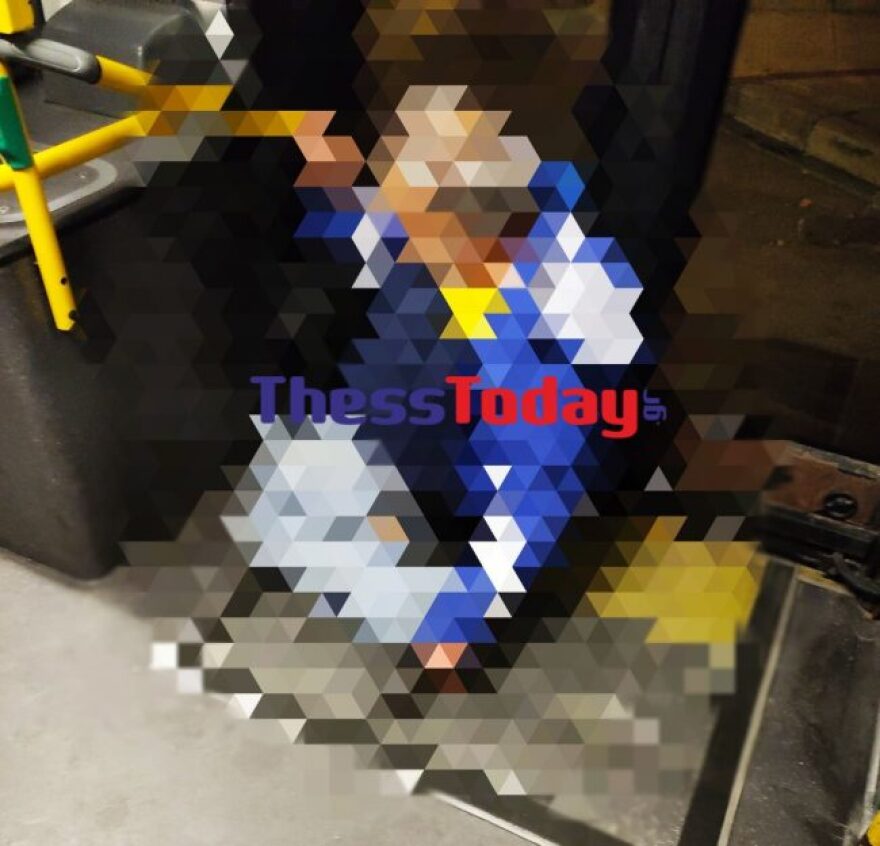 Θεσσαλονίκη: Άνδρας λιποθύμησε μέσα σε λεωφορείο - Τον παρέλαβε το ΕΚΑΒ 