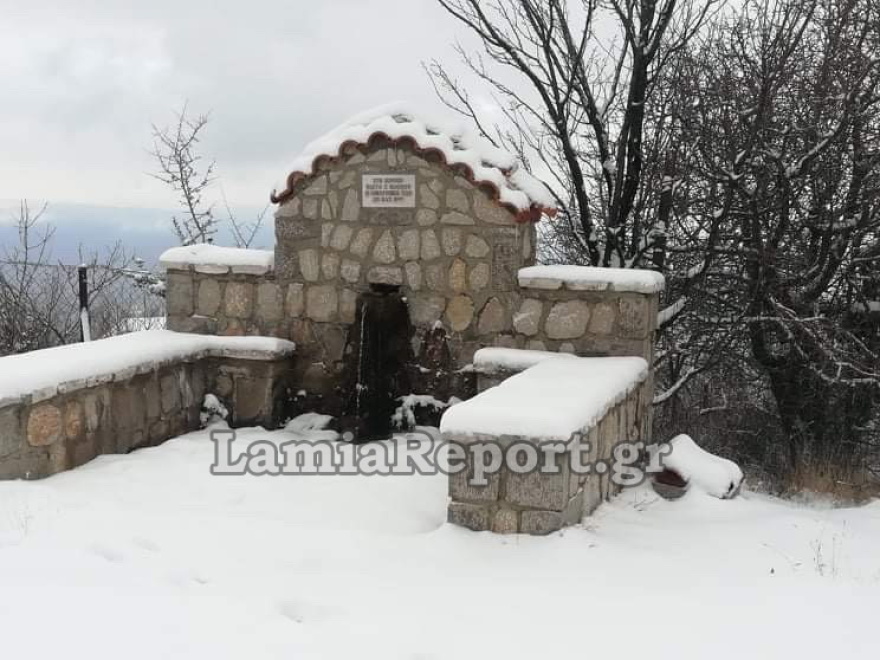 Καιρός: Συνεχίζεται την Κυριακή η επέλαση της «Κάρμελ» - Πού θα σημειωθούν βροχές, χιόνια και παγετός