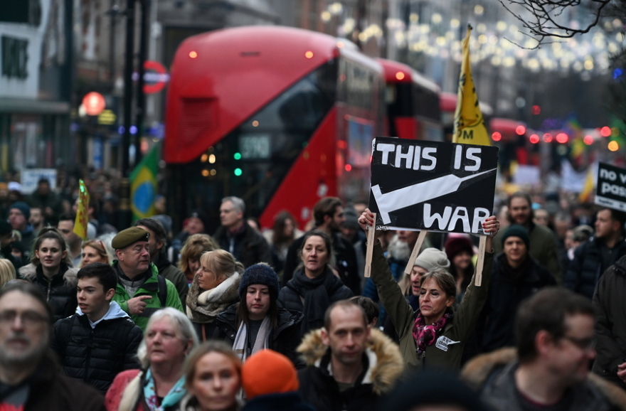 Μετάλλαξη Όμικρον: Σε κόκκινο συναγερμό ο πλανήτης - Lockdown, μέτρα και επιφυλακή για τα Χριστούγεννα