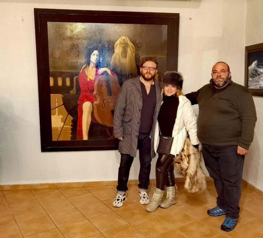 Με μεγάλη επιτυχία πραγματοποιήθηκαν τα εγκαίνια της έκθεσης ζωγραφικής του Αλέξανδρου Χαιρετάκη 