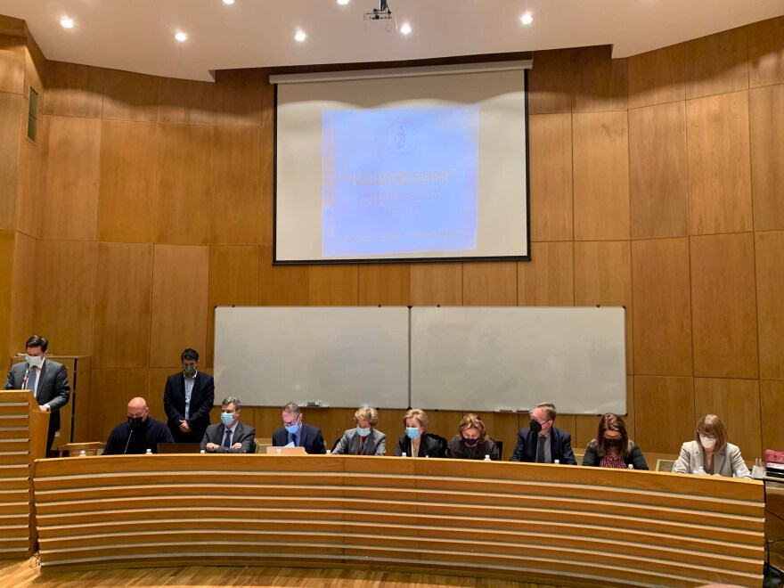 Κορωνοϊός: Το DNA μας δεν κινδυνεύει από τα εμβόλια mRNA, είπε ο Τσιόδρας