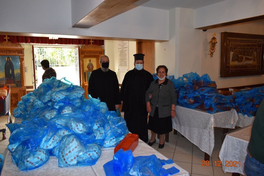 «Δέματα Αγάπης» μοίρασε σε περισσότερες από 450 ευάλωτες οικογένειες η Ι.Μ. Νέας Ιωνίας