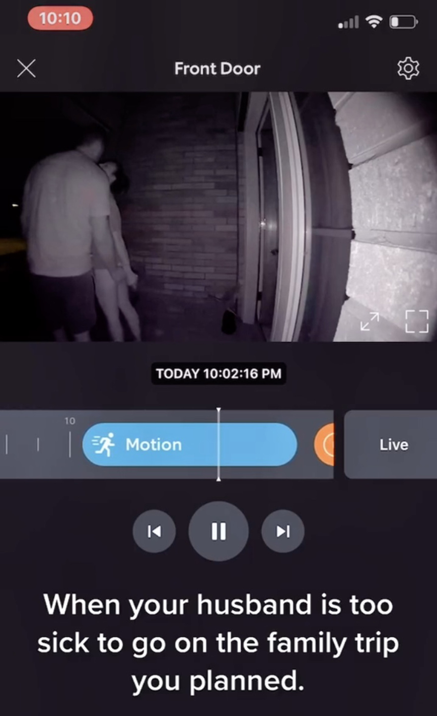 «Συνέλαβε» τον άντρα της να την απατά από το κουδούνι της πόρτας - Δείτε βίντεο