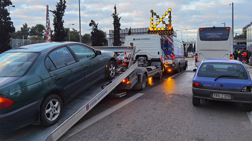 H κίνηση στους δρόμους: Χάος στον Κηφισό μετά από καραμπόλα