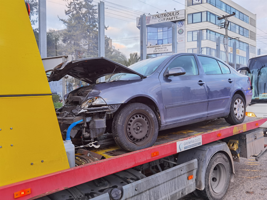 H κίνηση στους δρόμους: Χάος στον Κηφισό μετά από καραμπόλα