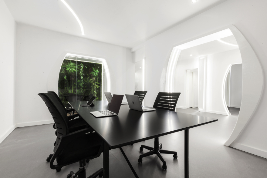 InYourCity – Δείτε το Digital Agency με το «διαστημικό» design στη Βουκουρεστίου