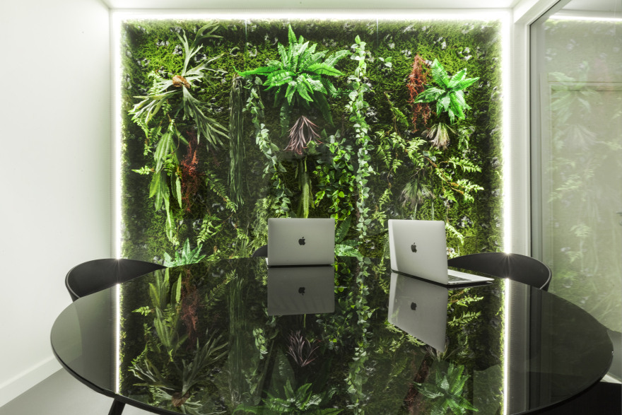 InYourCity – Δείτε το Digital Agency με το «διαστημικό» design στη Βουκουρεστίου