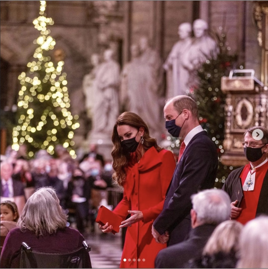 Παραληρούν στη Βρετανία με το πιάνο της  Κέιτ Μίντλετον: «Είναι σαν την Νταϊάνα»