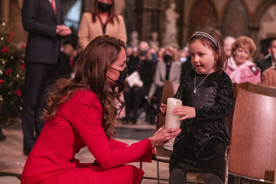 Παραληρούν στη Βρετανία με το πιάνο της  Κέιτ Μίντλετον: «Είναι σαν την Νταϊάνα»