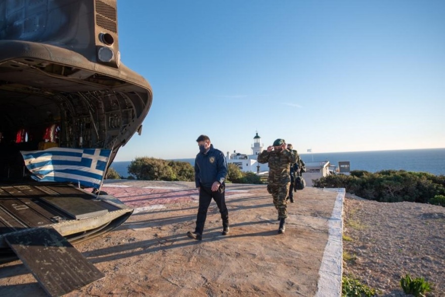 Ο Χαρδαλιάς απαντά στον Ακάρ από το Καστελόριζο: «Είμαστε έτοιμοι όποτε χρειαστεί»