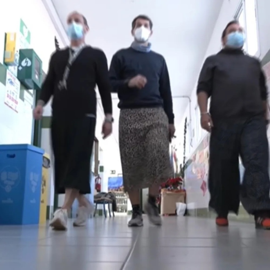 Εκστρατεία Ισπανών εκπαιδευτικών: «Υποστηρίζω έναν τρανς μαθητή!»