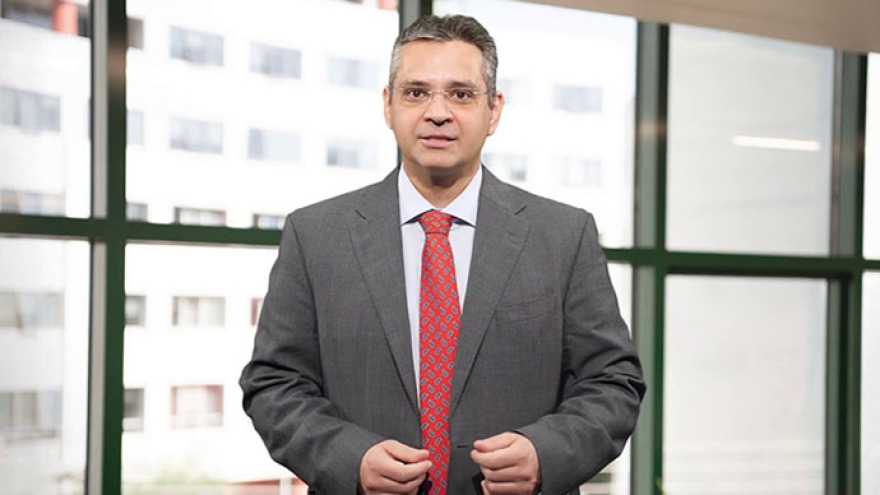 Δείτε τα βιογραφικά των νέων γενικών και ειδικών γραμματέων 