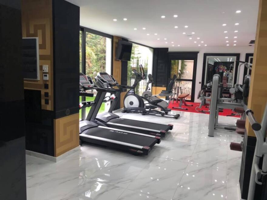 Απαγωγή Κυπαρίσση: Δείτε το υπερπολυτελές γυμναστήριο που είχε φτιάξει ο επιχειρηματίας στο Μενίδι