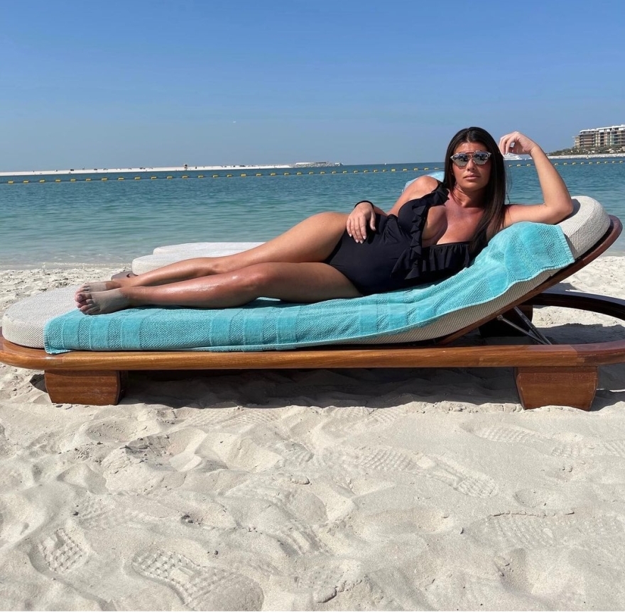 Η Omicron φέρνει μέτρα στην εστίαση και οι Έλληνες φεύγουν για... Ντουμπάι