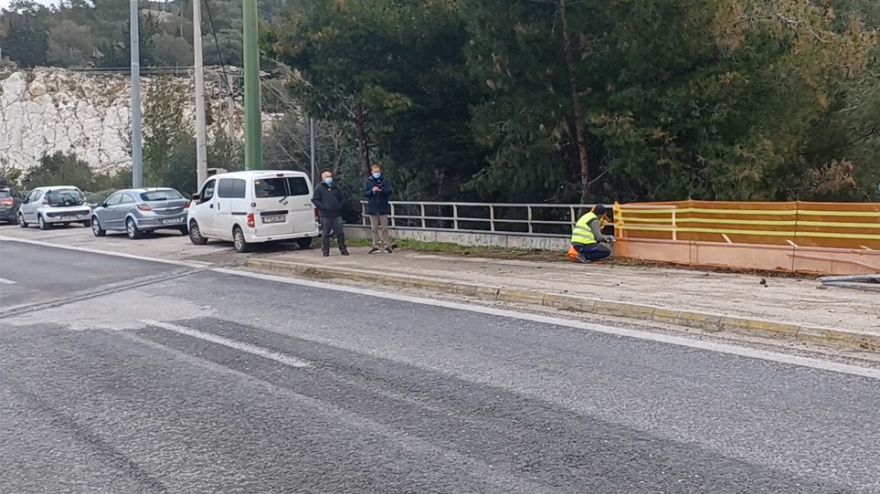 Θρήνος για τους δύο νέους που σκοτώθηκαν σε στροφή-καρμανιόλα της Κατεχάκη