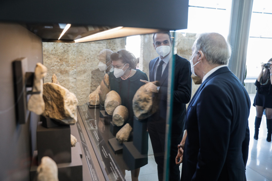 Μητσοτάκης από το Μουσείο της Ακρόπολης: Ηχηρό μήνυμα η επιστροφή των 10 θραυσμάτων του Παρθενώνα