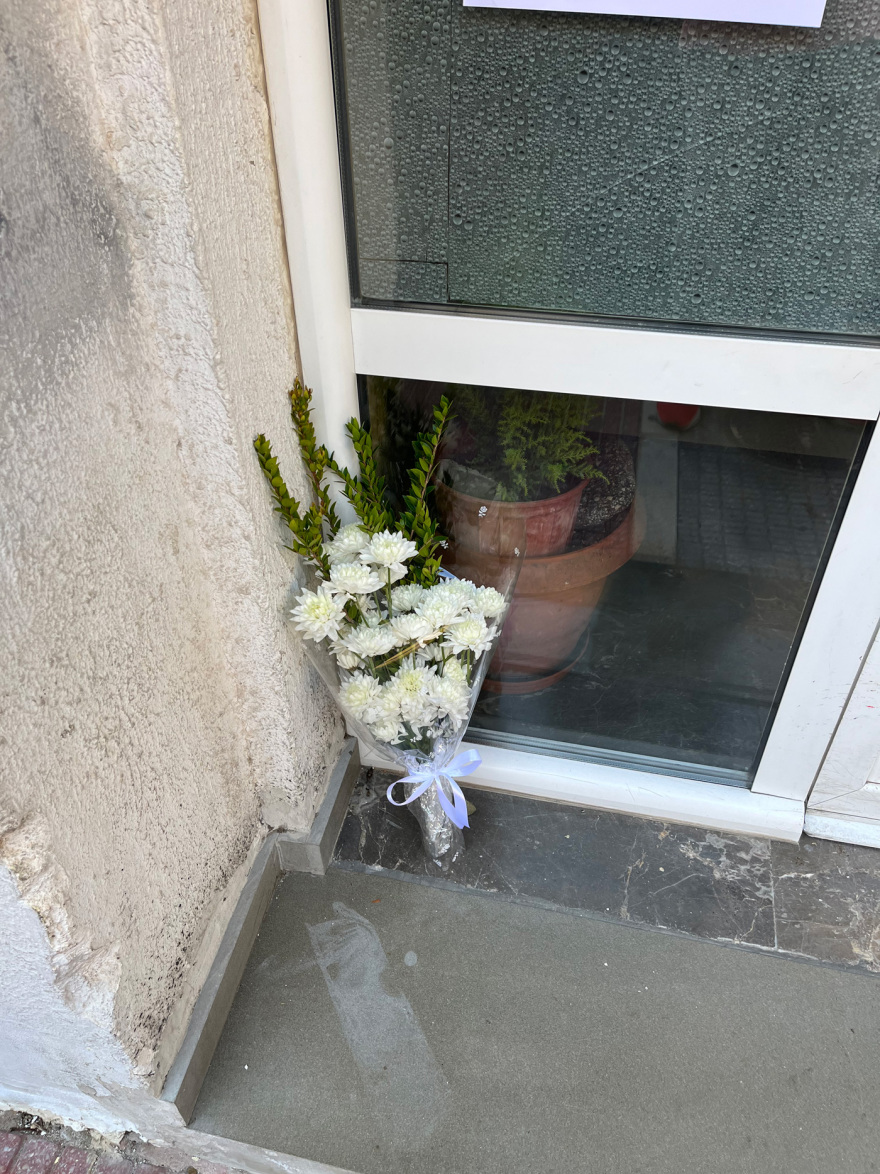 Πέθανε αντιεμβολιαστής γιατρός στο Λουτράκι, στο νοσοκομείο και η ανεμβολίαστη κόρη του