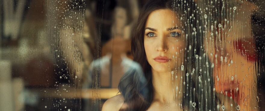 «...Για πάντα»: Μια ιστορία αγάπης ανάμεσα σε δύο διαφορετικούς κόσμους σε Α' προβολή στον Alpha