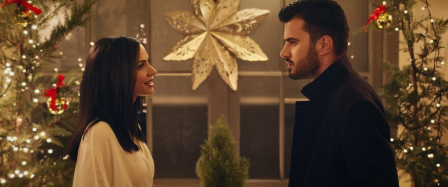 «...Για πάντα»: Μια ιστορία αγάπης ανάμεσα σε δύο διαφορετικούς κόσμους σε Α' προβολή στον Alpha