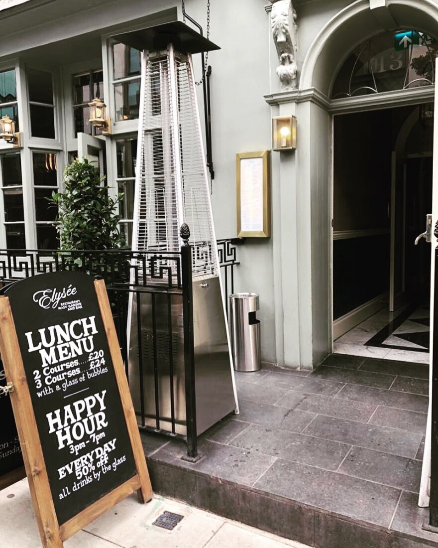 Έφυγε από τη ζωή ο Γιώργος Καραγιώργης εκ των ιδρυτών του Elysee στο Λονδίνο