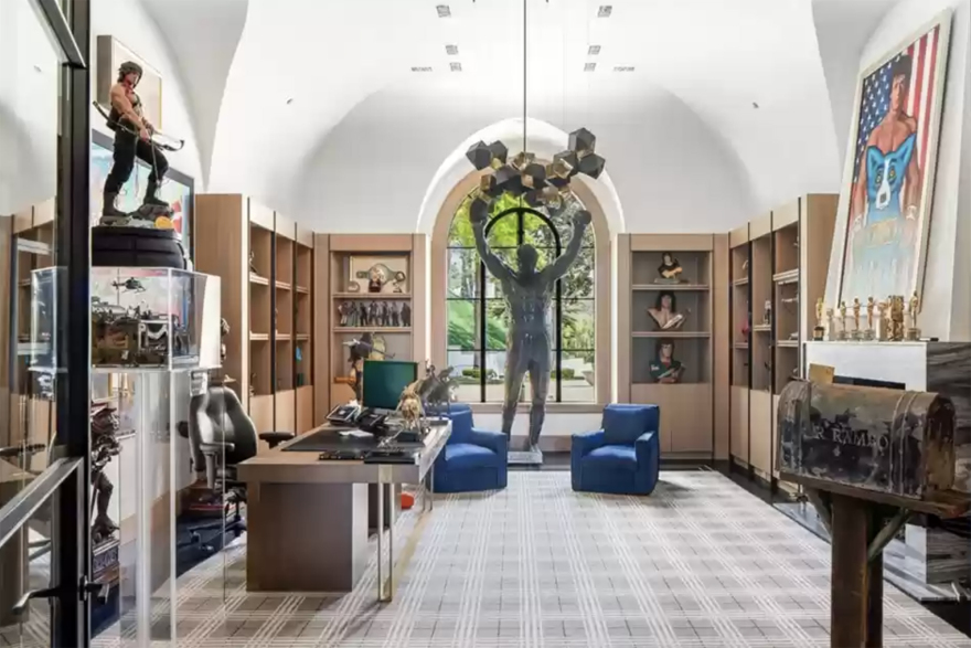 «Κοψοχρονιά» αγόρασε η Adele τη βίλα του Σιλβέστερ Σταλόνε στο Μπέβερλι Χιλς