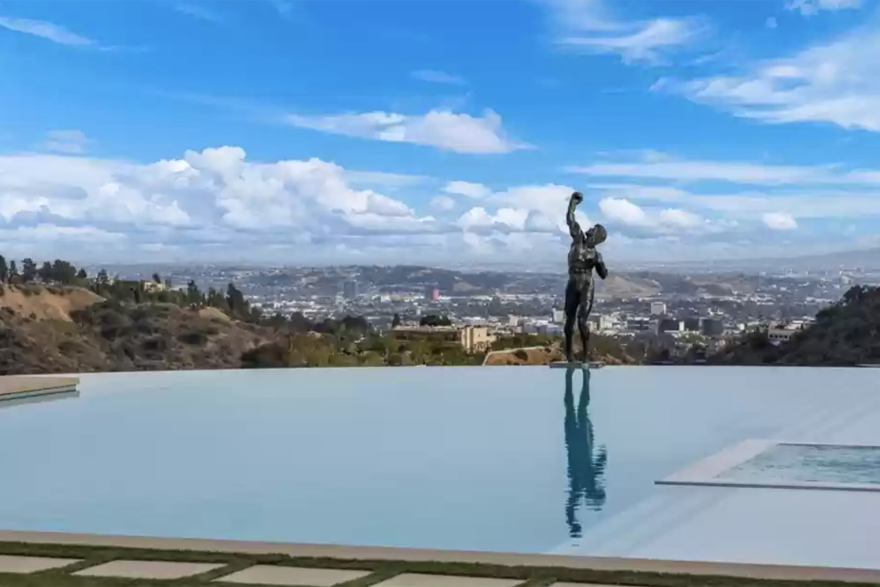 «Κοψοχρονιά» αγόρασε η Adele τη βίλα του Σιλβέστερ Σταλόνε στο Μπέβερλι Χιλς