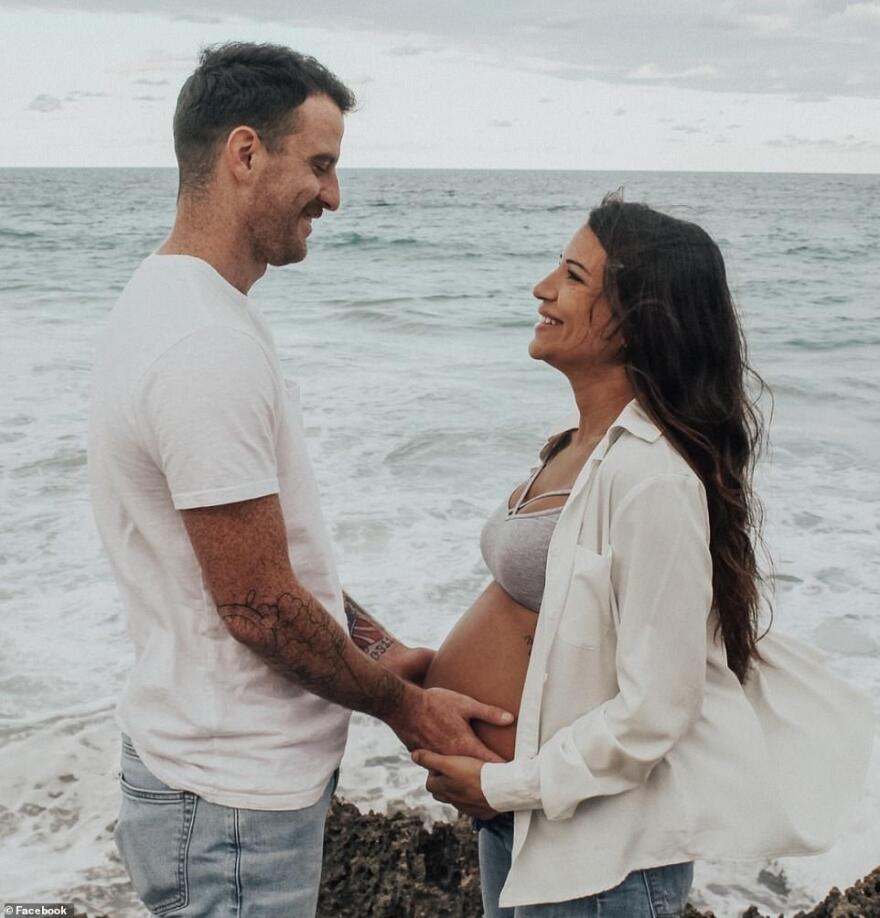 Σε ένα 48ωρο αυτοκτόνησαν και οι δύο γονείς αφήνοντας ορφανό το ενός μηνός παιδί τους