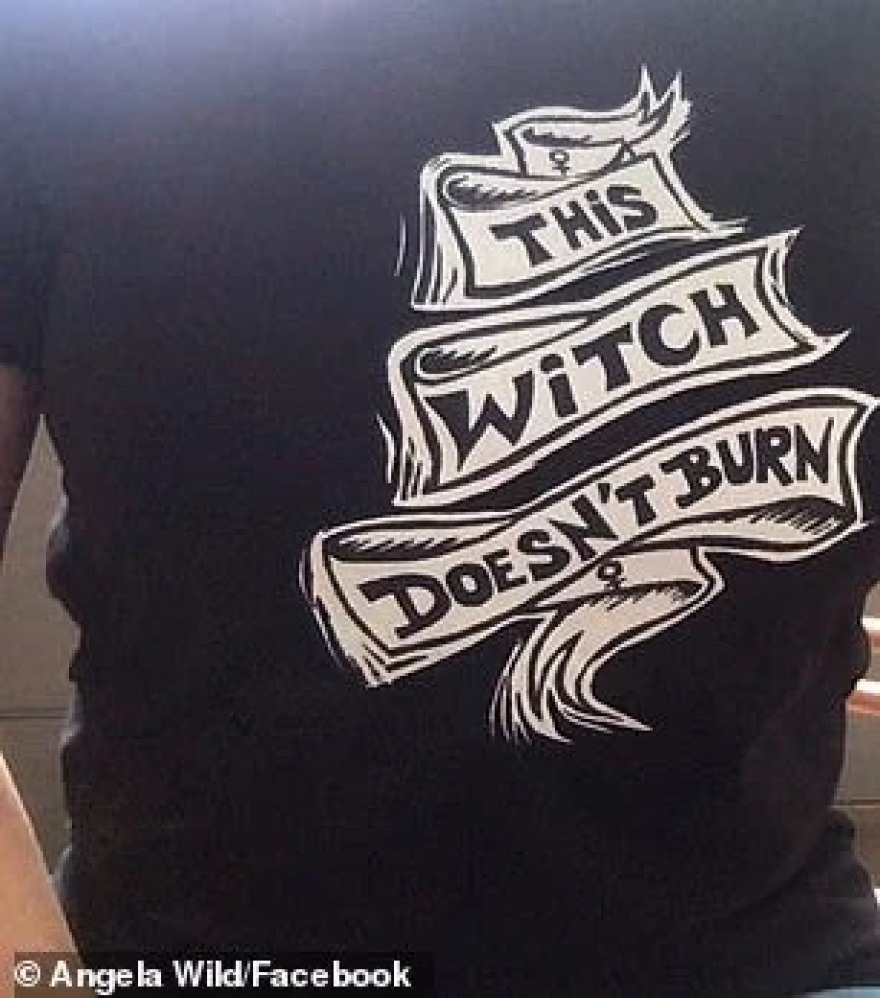 Άντζελα, η Γαλλίδα λεσβία που έχει γίνει στόχος τρανς ακτιβιστών στην Ουαλία 