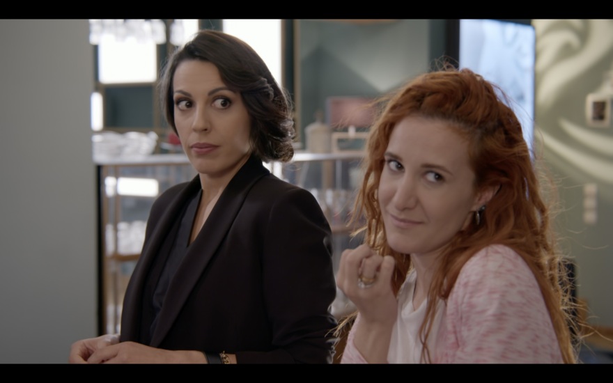 Στη σειρά «Άσε μας ρε μαμά» Δανάη και Βασίλης ετοιμάζουν ένα χουνέρι στον Θωμά