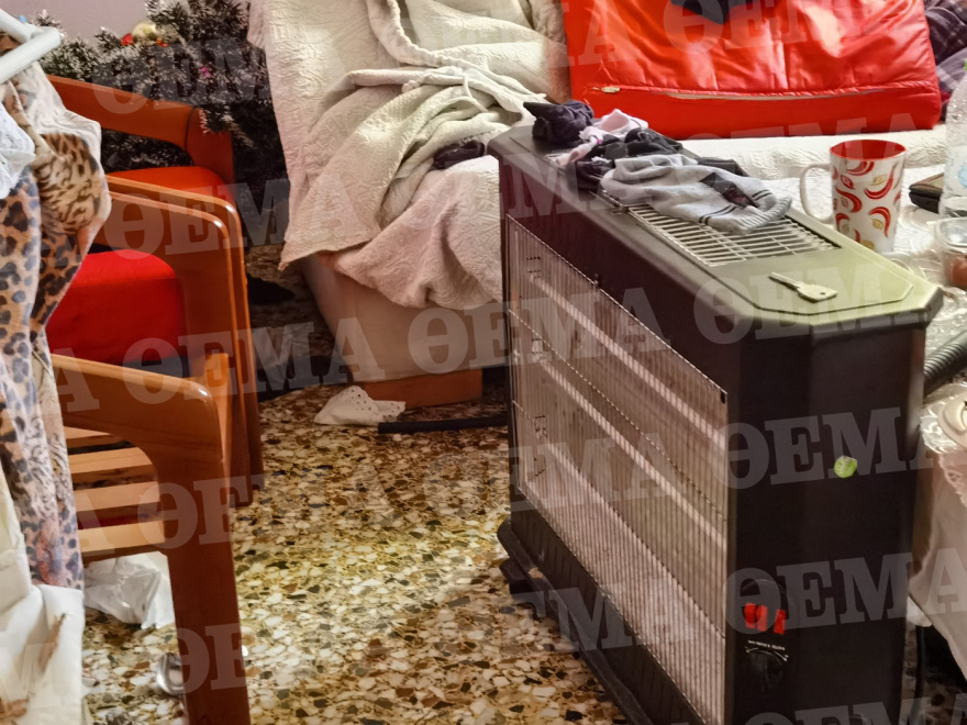 Αυτό είναι το διαμέρισμα του τρόμου στον Άγιο Παντελεήμονα που ο Αιγύπτιος κρατούσε όμηρο τη σύντροφό του