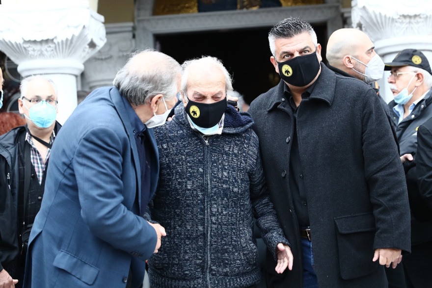 Η οικογένεια της ΑΕΚ είπε το «τελευταίο αντίο» στον Στέλιο Σεραφείδη