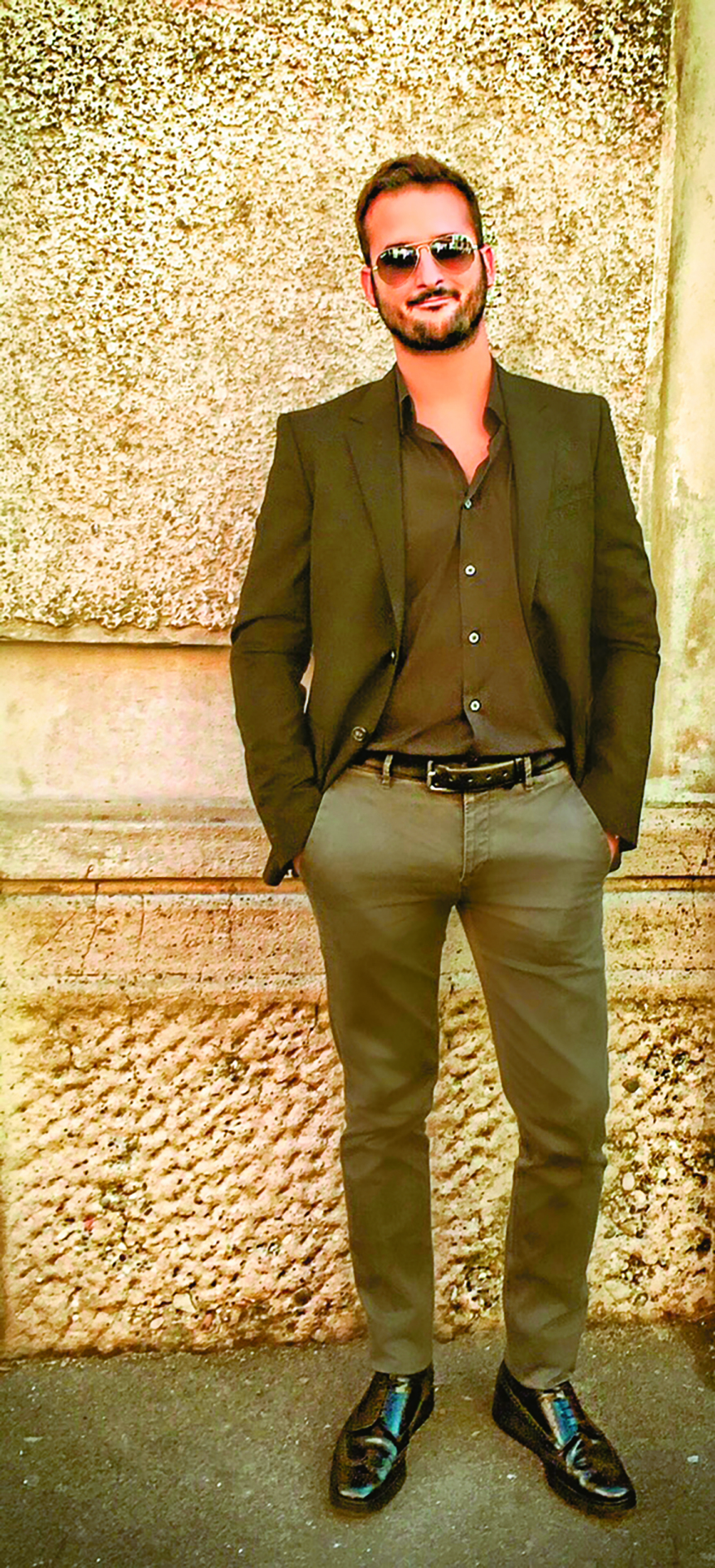 Γόβες Prada: Ο διάβολος τις φοράει, αλλά ο 36χρονος Μάνος Ευμορφιάδης τις σχεδιάζει