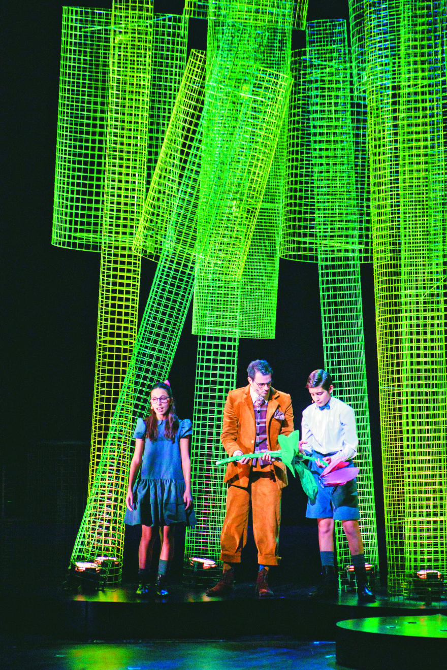 Ευγένιος Τριβιζάς: «Φαντάζομαι το 2022 με ένα ουράνιο τόξο να το στεφανώνει» 