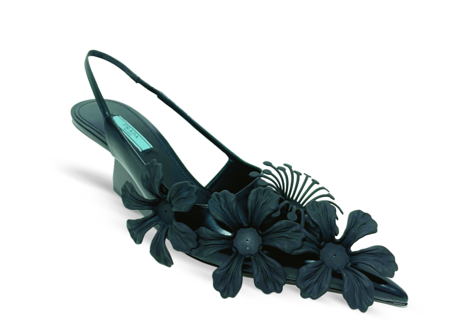 Γόβες Prada: Ο διάβολος τις φοράει, αλλά ο 36χρονος Μάνος Ευμορφιάδης τις σχεδιάζει