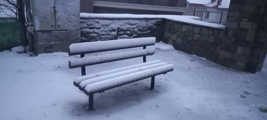 Κακοκαιρία «Διομήδης»: Ισχυρές βροχές και χιόνια σε όλη τη χώρα - Πού εντοπίζονται προβλήματα