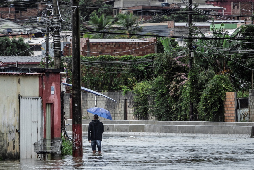 Δέκα νεκροί από καταρρακτώδεις βροχές στη νοτιοανατολική Βραζιλία